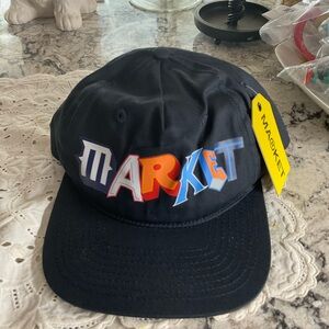 NEW W/TAGS  MARKET ME’N ONE SIZE CAP